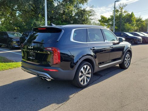 Used 2022 Kia Telluride S FWD image 6