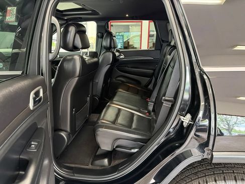 Used 2018 Jeep Grand Cherokee Limited AWD/4WD image 21