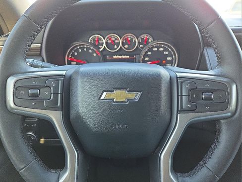 Used 2024 Chevrolet Suburban LS image 24