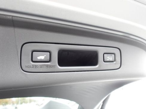 Certified 2025 Acura ADX A-Spec image 28