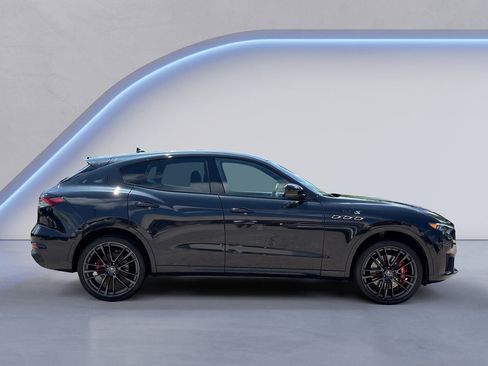 Certified 2023 Maserati Levante Modena S AWD/4WD image 4
