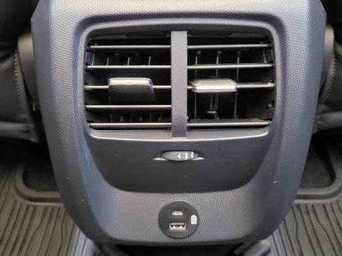 Used 2022 Ford Mustang Mach-E Premium RWD image 31