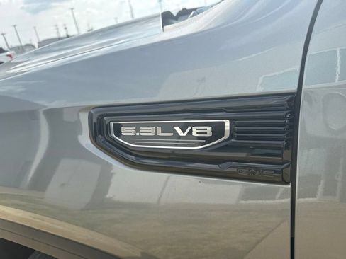Used 2020 GMC Sierra 1500 Elevation w/ Elevation Value Package RWD image 6