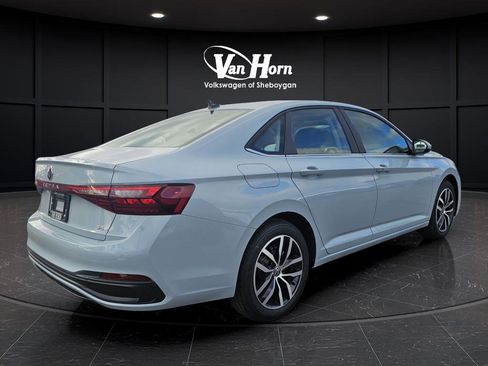 New 2026 Volkswagen Jetta SE FWD image 54