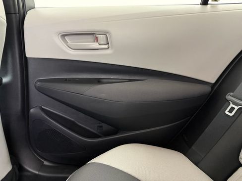 Used 2026 Toyota Corolla LE FWD image 33