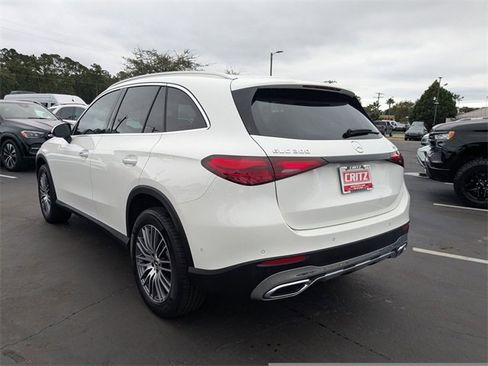 Used 2024 Mercedes-Benz GLC 300 4MATIC image 8
