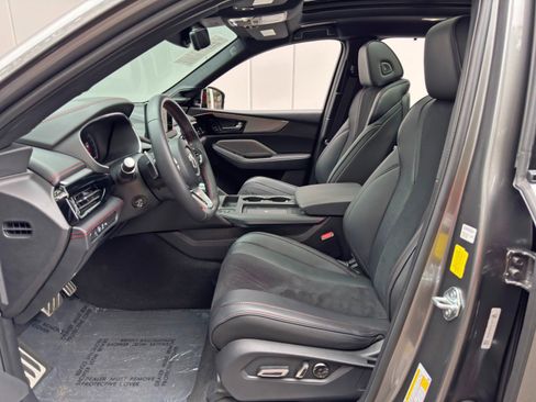 Used 2025 Acura MDX A-Spec AWD/4WD image 17