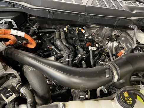 Used 2024 Ford F150 XLT w/ Mobile Office Package image 27