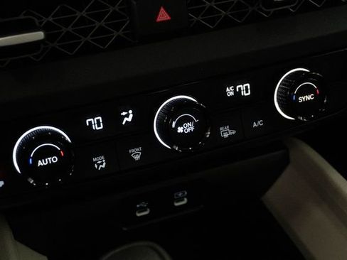 Certified 2024 Honda Accord EX image 23