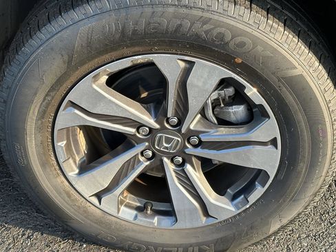 Used 2020 Honda CR-V LX image 10