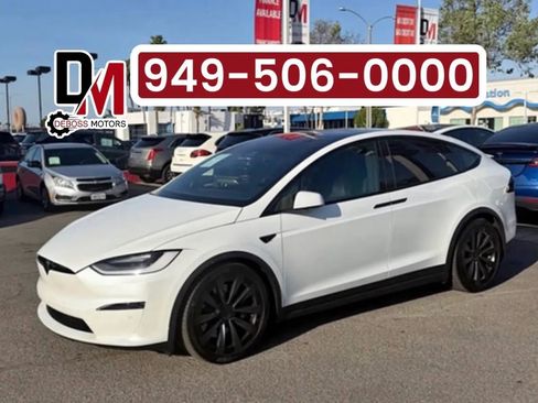 Used 2022 Tesla Model X Plaid image 1