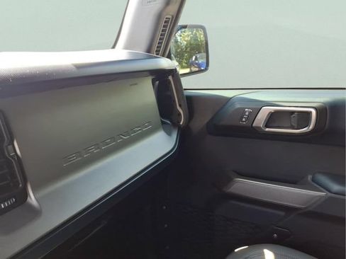 Used 2023 Ford Bronco Outer Banks AWD/4WD image 28