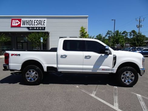 Used 2025 Ford F250 King Ranch w/ Chrome Package AWD/4WD image 3