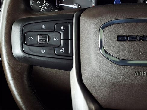 Used 2022 GMC Sierra 2500 Denali image 18