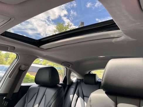 New 2025 Acura Integra image 15