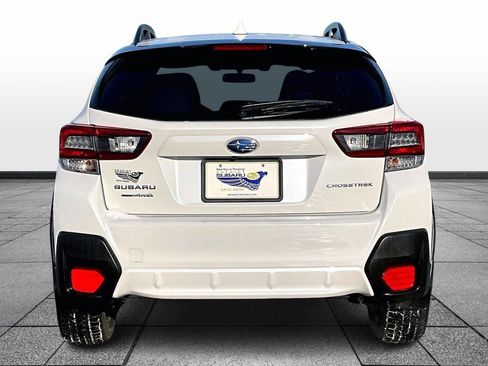 Used 2023 Subaru Crosstrek 2.0i Premium image 4