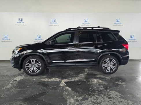 Used 2021 Honda Passport Sport image 3