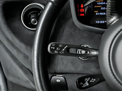 Used 2020 McLaren 600LT Spider RWD image 27