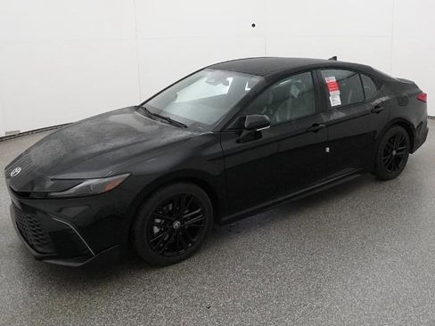 New 2026 Toyota Camry SE image 1