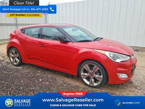 Used 2013 Hyundai Veloster w/ Style Pkg image 5
