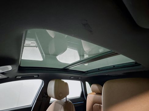 Used 2022 Audi Q3 2.0T Premium Plus w/ Premium Plus Package image 6