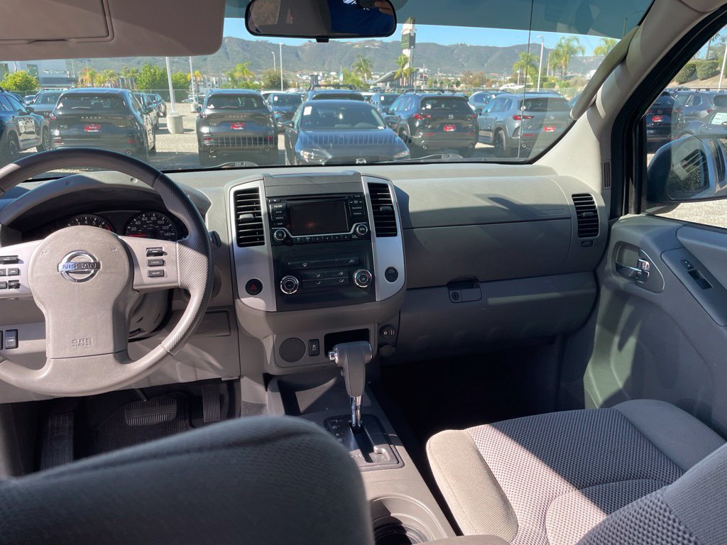 Used 2018 Nissan Frontier SV RWD image 11