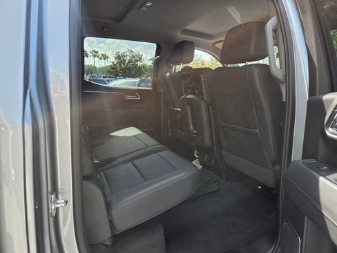 Used 2026 GMC Sierra 1500 SLT AWD/4WD image 18
