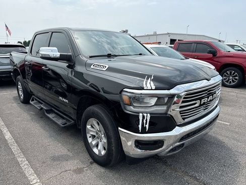 Used 2023 RAM 1500 Laramie AWD/4WD image 4