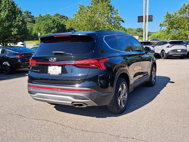 Used 2021 Hyundai Santa Fe SE FWD image 5