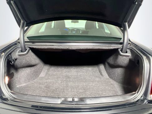 Used 2021 Chrysler 300 Touring w/ Sport Appearance Package image 34