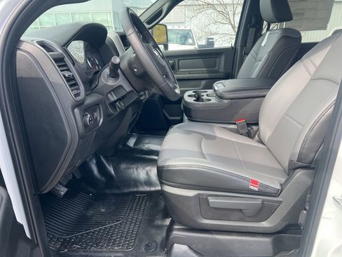 New 2026 RAM 2500 Tradesman w/ Chrome Appearance Group AWD/4WD image 14