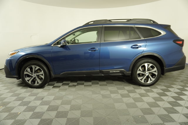 Used 2020 Subaru Outback Limited XT w/ Popular Package #2 AWD/4WD image 4