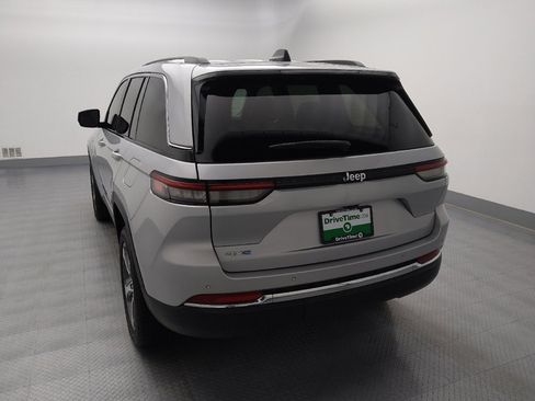 Used 2024 Jeep Grand Cherokee Limited 4xe AWD/4WD image 6