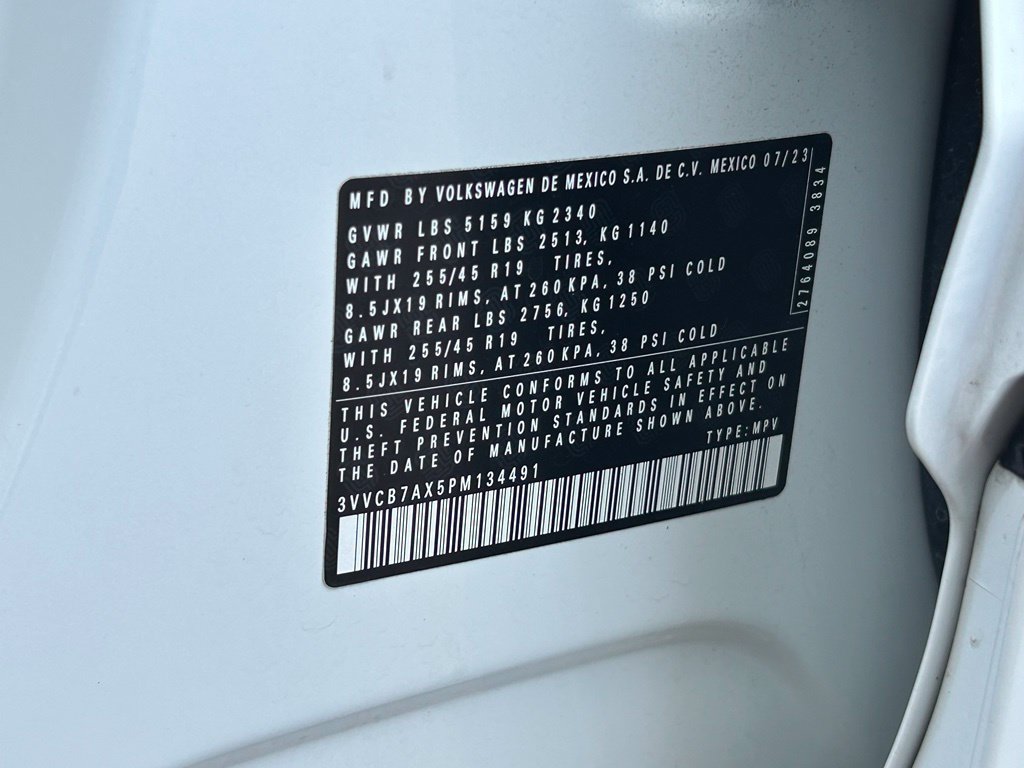 Certified 2023 Volkswagen Tiguan SE R-Line FWD image 55