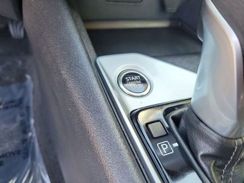Used 2025 Nissan Altima 2.5 SV FWD image 21