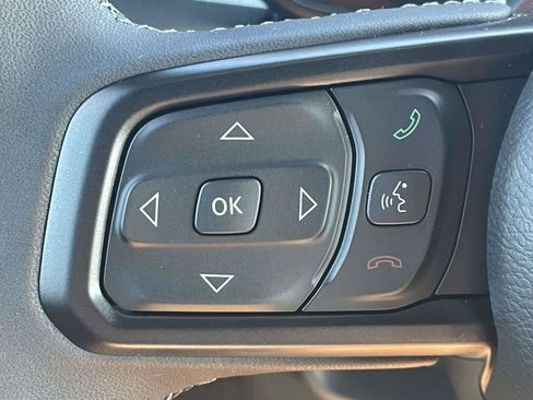 Used 2026 Jeep Wrangler Unlimited Sport AWD/4WD image 22