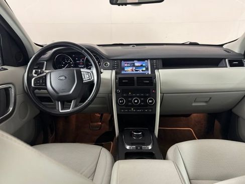 Used 2019 Land Rover Discovery Sport SE AWD/4WD image 26