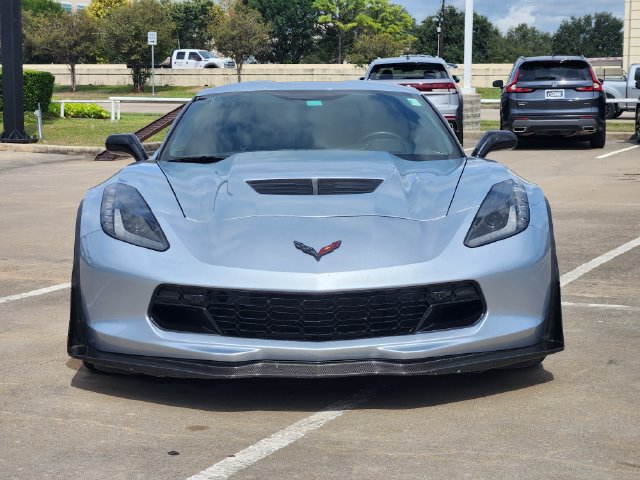 Used 2017 Chevrolet Corvette Z06 RWD image 2
