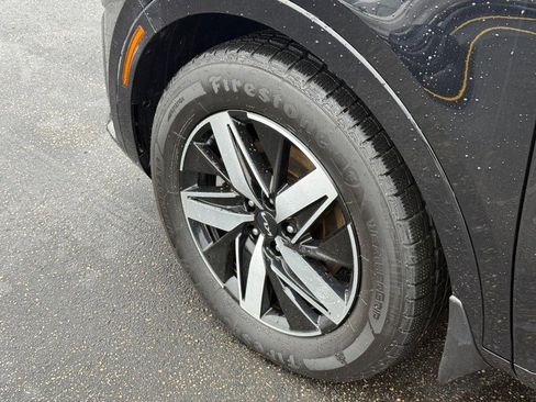 Used 2023 Kia Sorento S w/ Panoramic Sunroof Package image 15