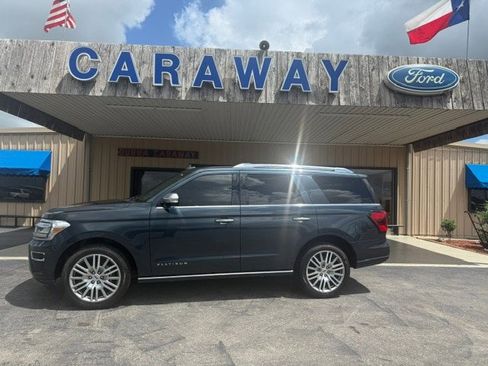 Used 2023 Ford Expedition Platinum AWD/4WD image 1
