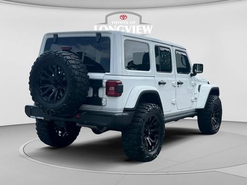 Used 2024 Jeep Wrangler Unlimited Sahara w/ Technology Group AWD/4WD image 5