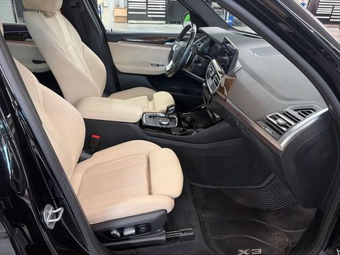Used 2024 BMW X3 xDrive30i w/ Premium Package AWD/4WD image 11