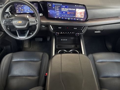 Used 2025 Chevrolet Tahoe LT AWD/4WD image 14
