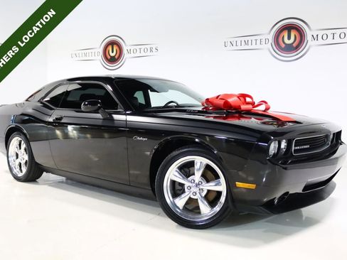 Used 2009 Dodge Challenger R/T image 1