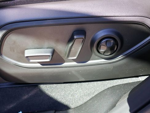 New 2026 Jeep Grand Cherokee L Limited w/ Limited Altitude Package image 5