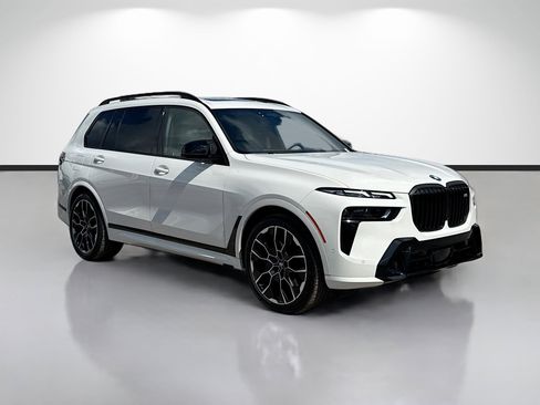 Used 2025 BMW X7 M60i AWD/4WD image 1