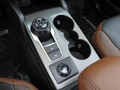 Used 2025 Ford Bronco Sport Outer Banks w/ Outer Banks Tech Package+ AWD/4WD image 25