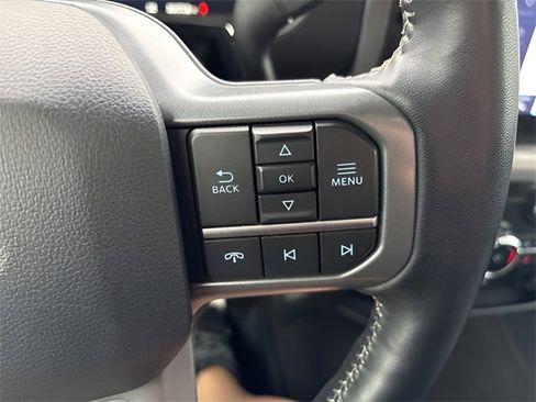 Used 2022 Ford F150 Lariat image 12