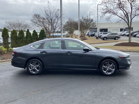 Certified 2024 Honda Accord EX image 11