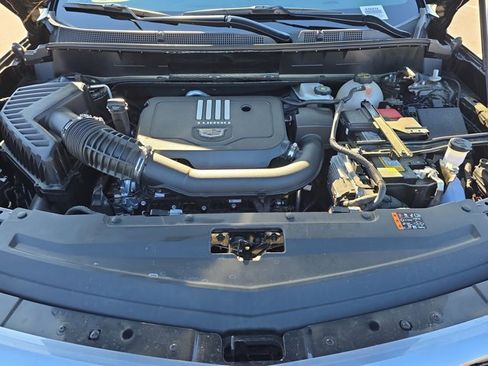 Certified 2024 Cadillac XT6 Luxury image 28